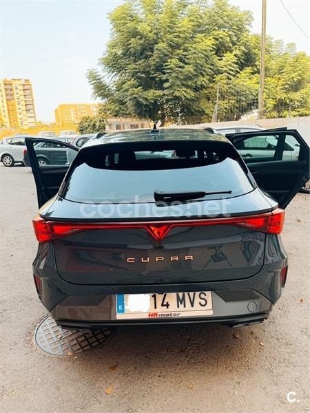 Cupra Leon 2024 — photo 6