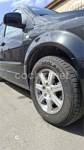 Chrysler Grand Voyager 2010 — photo 5