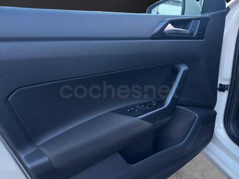 Volkswagen Polo 2023 — photo 8