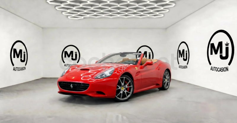 Ferrari California 2010 — photo 2