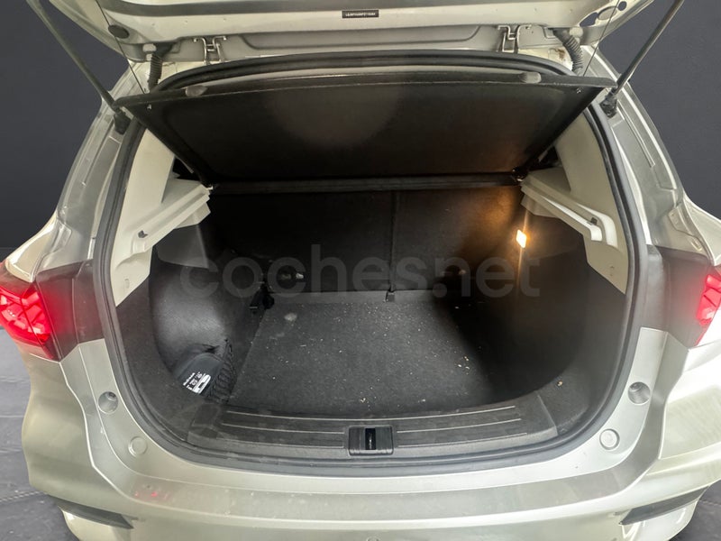 Mg Zs 2023 — photo 7