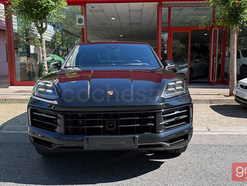 Porsche Cayenne Coupé 2024 — photo 2