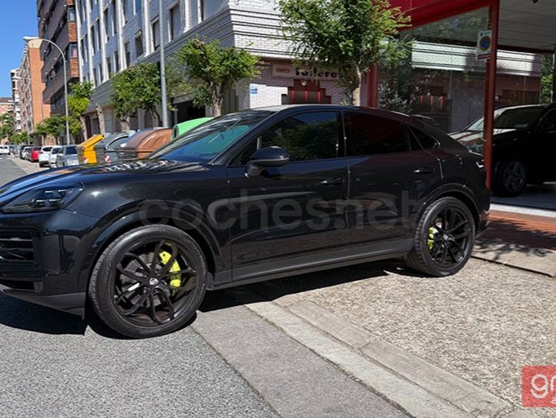Porsche Cayenne Coupé 2024 — photo 3