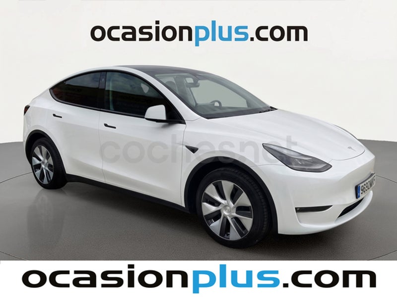 Tesla Model Y 2023 — photo 2
