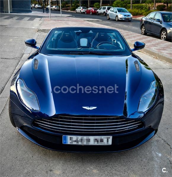 Aston Martin Db11 2019 — photo 2