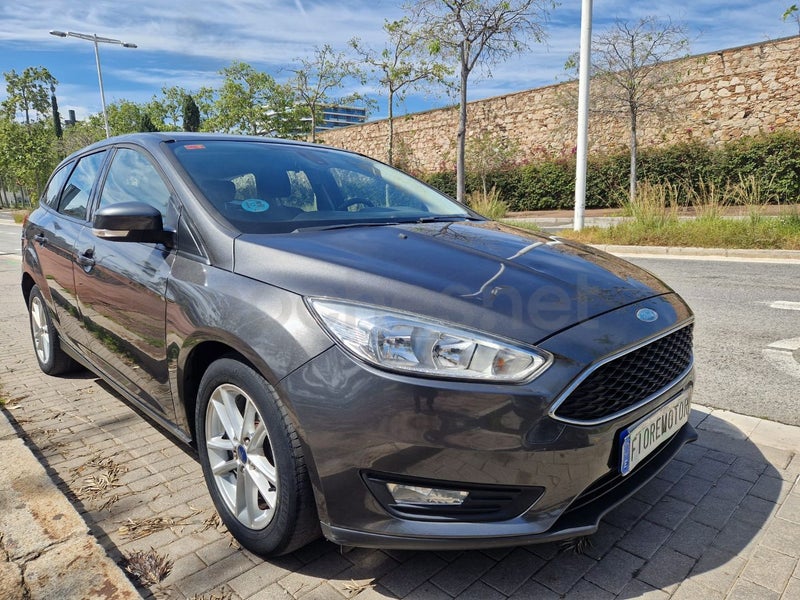 Ford Focus 2017 — photo 2