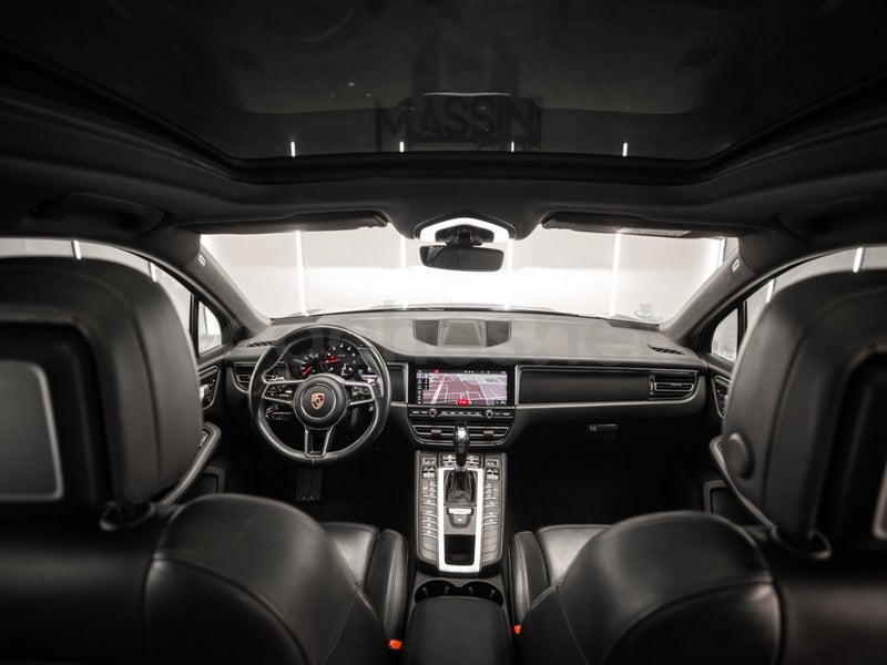 Porsche Macan 2020 — photo 8