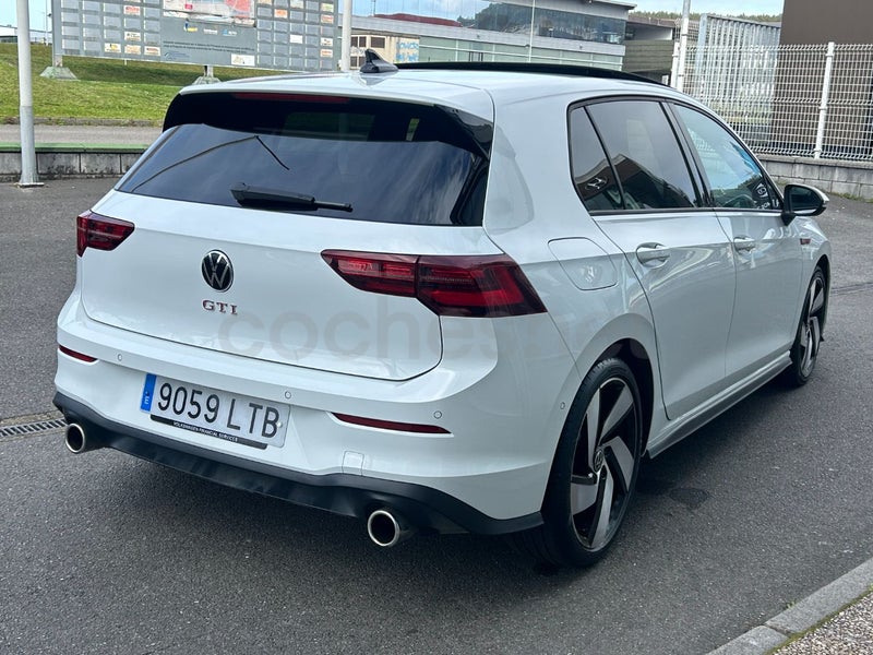 Volkswagen Golf 2021 — photo 4