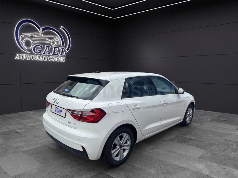 Audi A1 2025 — photo 3