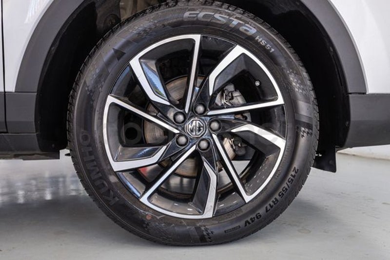 Mg Zs 2023 — photo 8