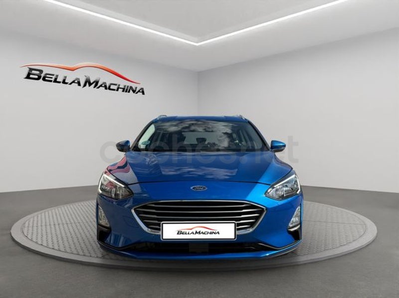 Ford Focus 2022 — photo 2