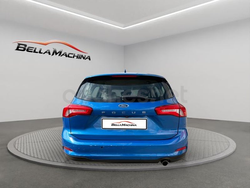 Ford Focus 2022 — photo 3