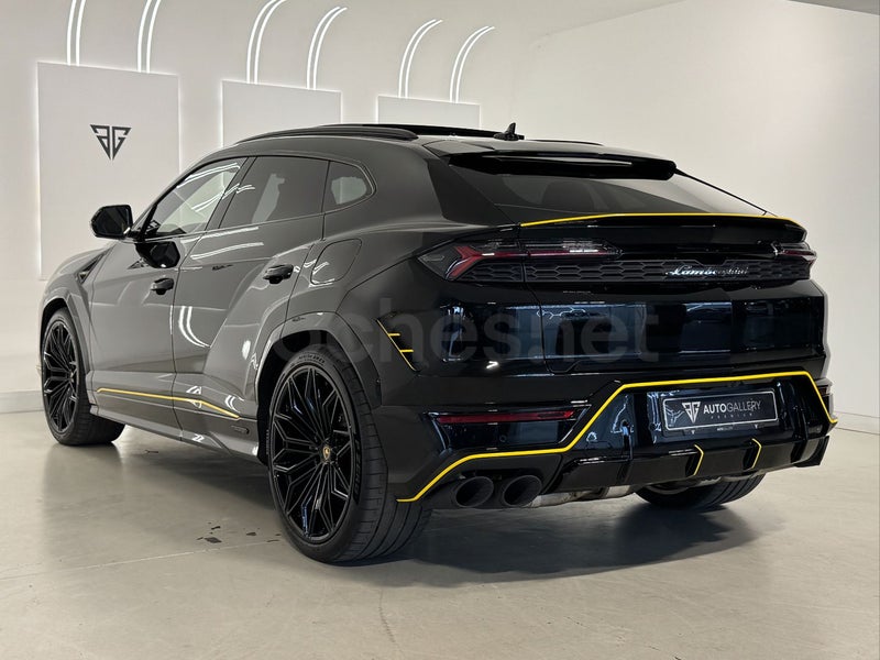 Lamborghini Urus 2025 — photo 4