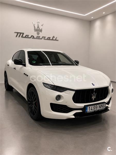 Maserati Levante 2017 — photo 2