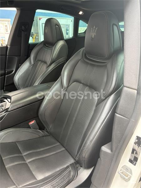 Maserati Levante 2017 — photo 7