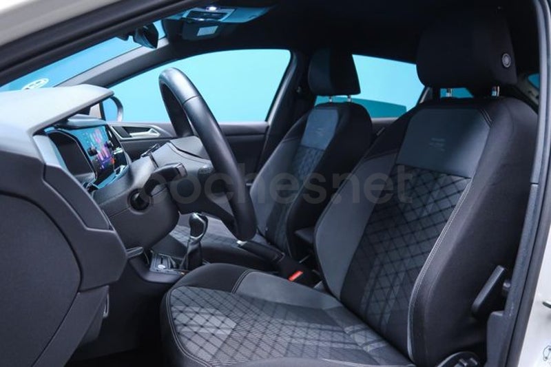 Volkswagen Taigo 2023 — photo 7