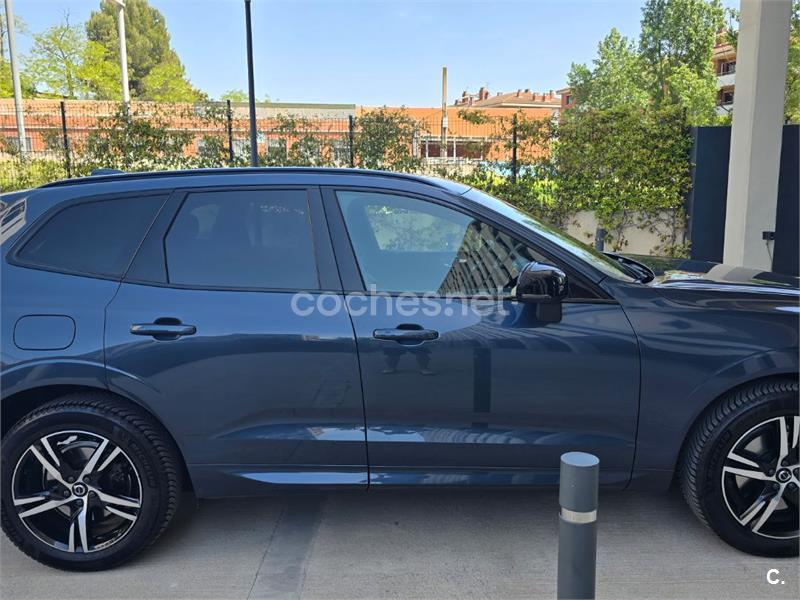 Volvo Xc60 2021 — photo 2