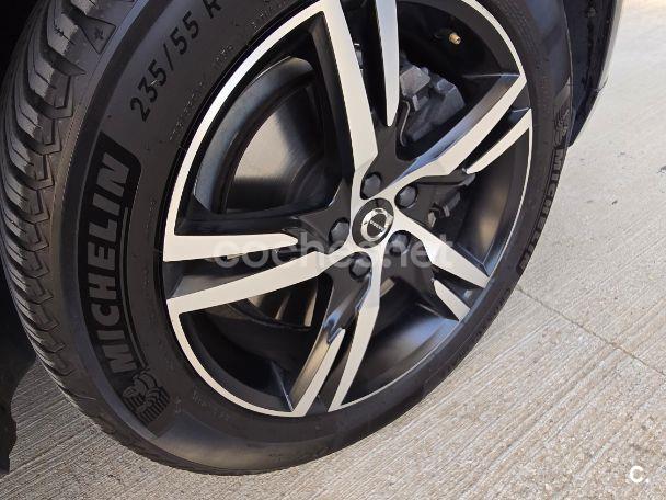 Volvo Xc60 2021 — photo 4