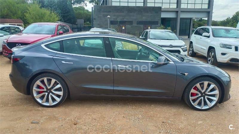 Tesla Model 3 2019 — photo 4