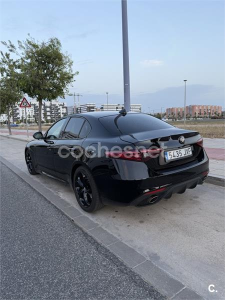 Alfa Romeo Giulia 2017 — photo 4