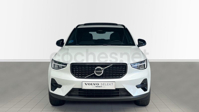 Volvo Xc40 2025 — photo 2