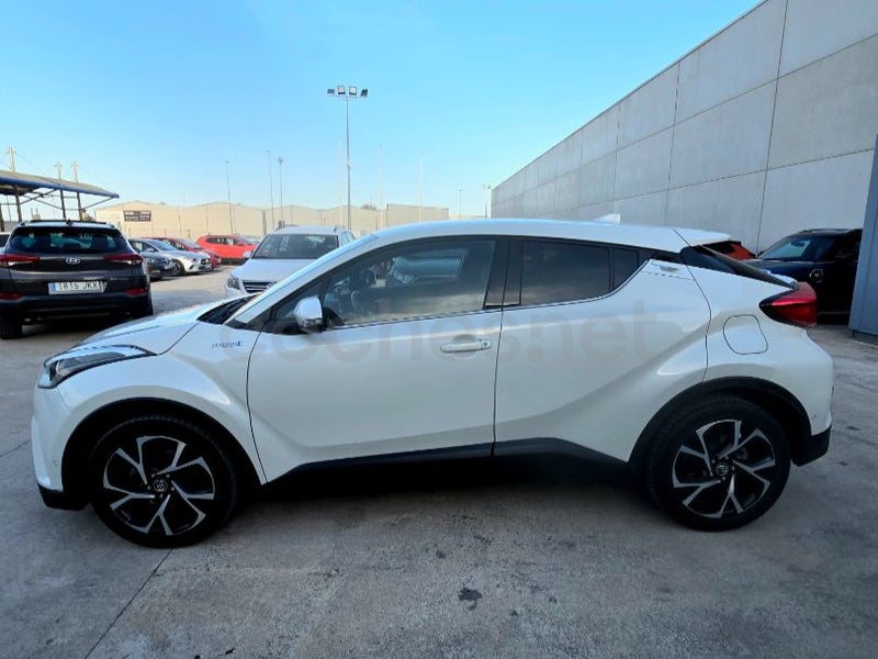 Toyota C-hr 2020 — photo 2