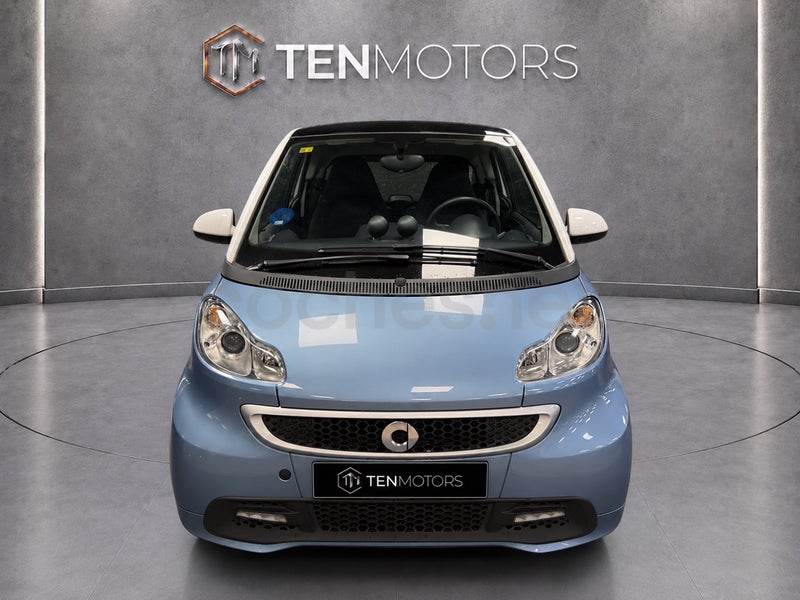 Smart Fortwo 2014 — photo 3