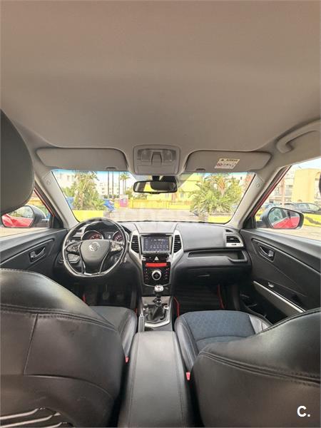 Ssangyong Tivoli 2018 — photo 8