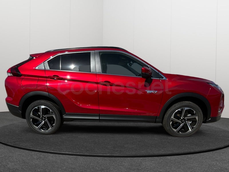 Mitsubishi Eclipse Cross 2024 — photo 6
