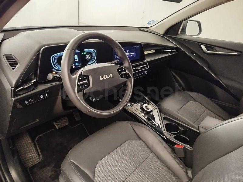 Kia Niro 2025 — photo 3