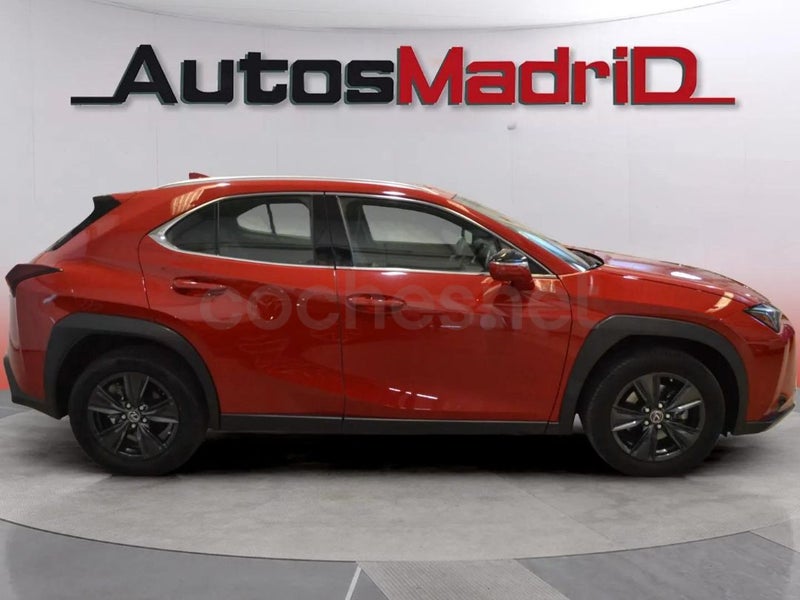Lexus Ux 2022 — photo 8