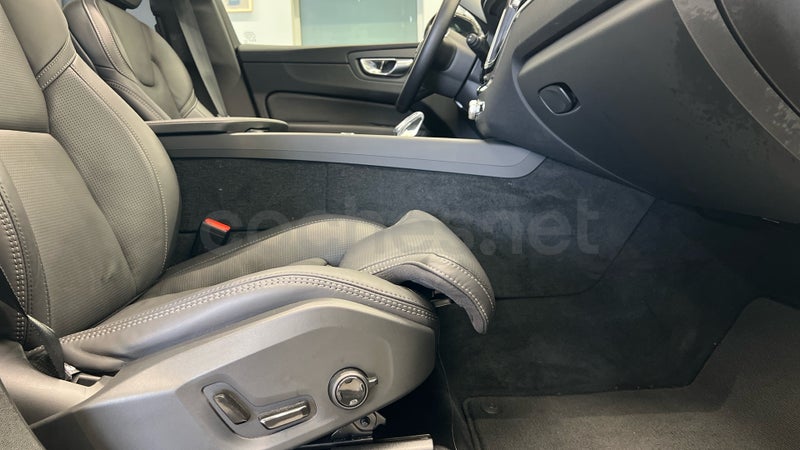 Volvo Xc60 2024 — photo 8