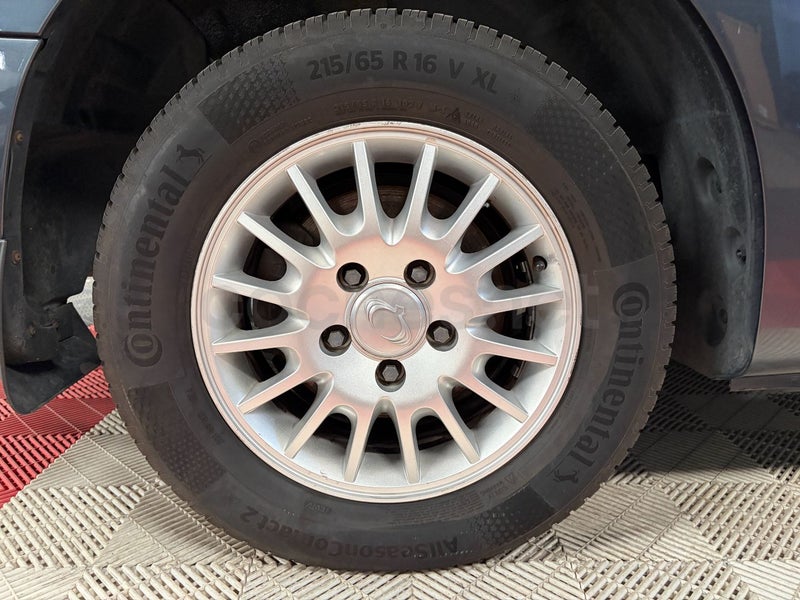 Ssangyong Rodius 2012 — photo 6