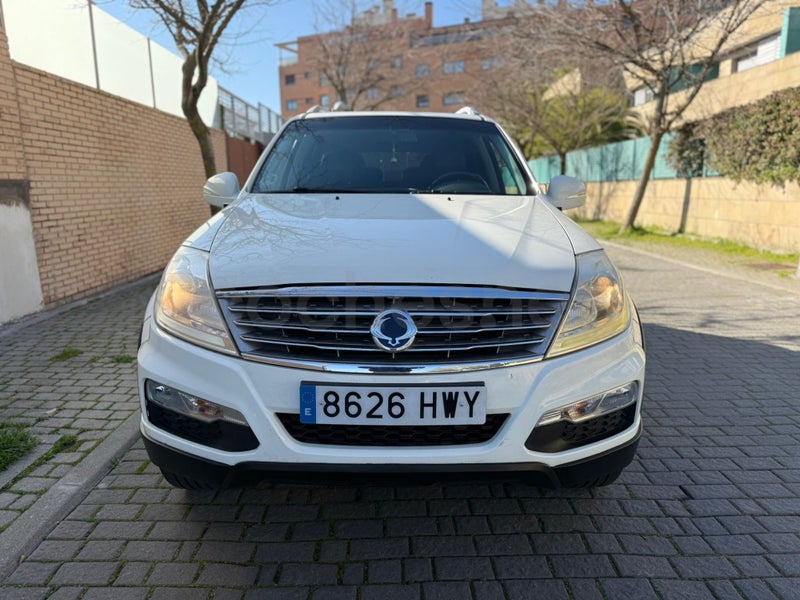 Ssangyong Rexton 2014 — photo 8
