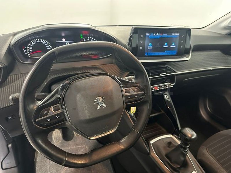 Peugeot 208 2022 — photo 7