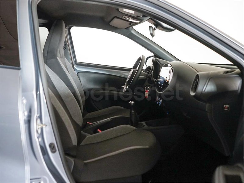 Toyota Aygo X Cross 2024 — photo 6