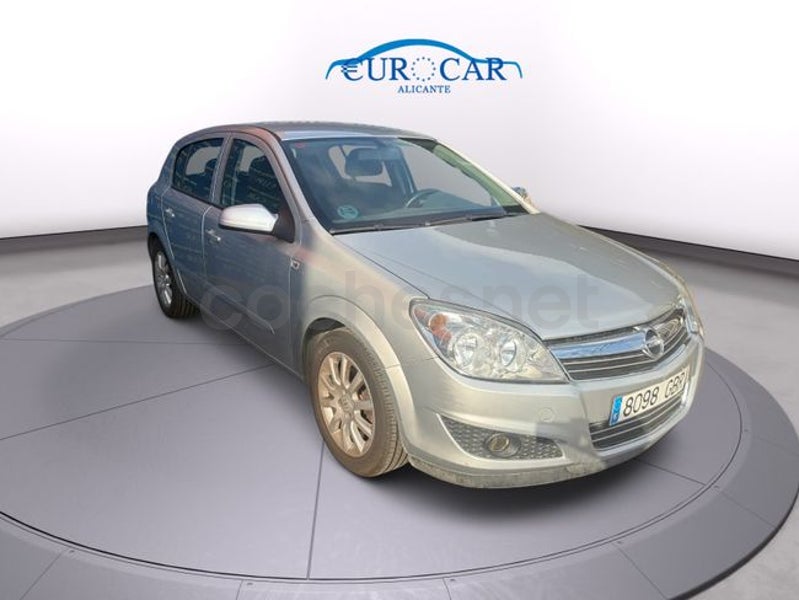 Opel Astra 2008 — photo 3