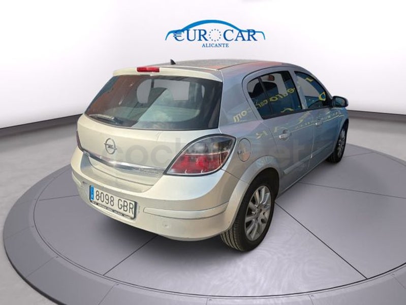 Opel Astra 2008 — photo 6