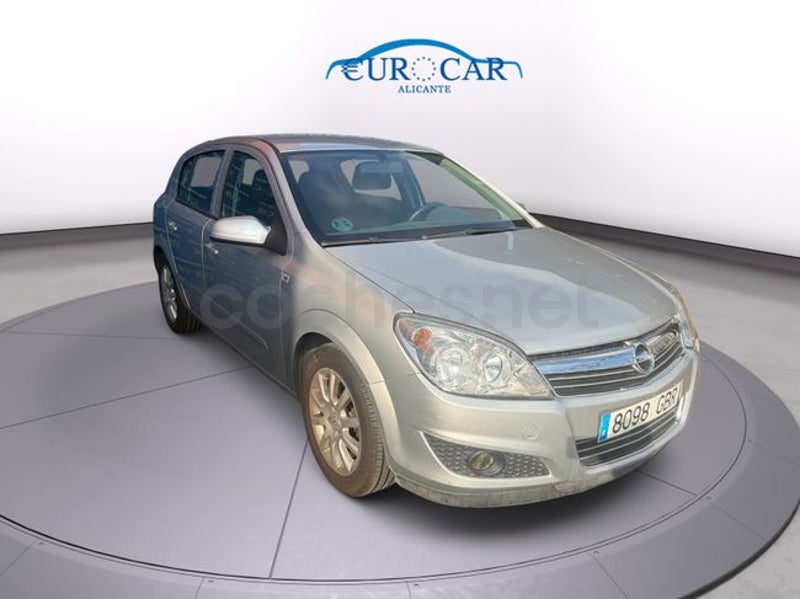 Opel Astra 2008 — photo 8
