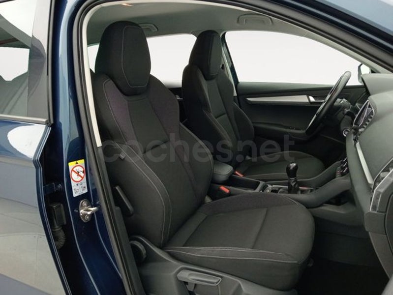 Skoda Karoq 2023 — photo 8