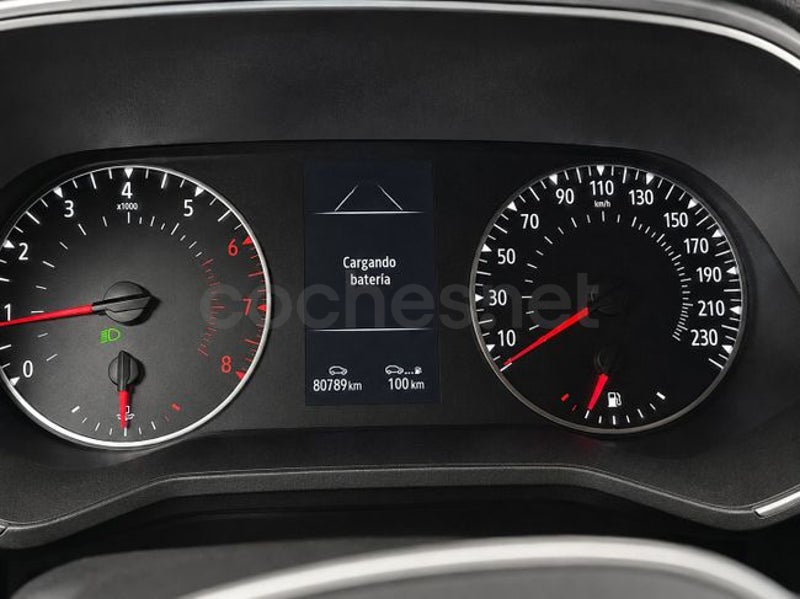 Renault Clio 2023 — photo 8