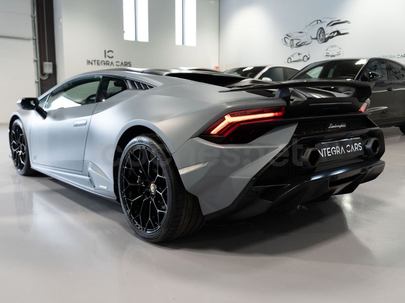 Lamborghini Huracán 2024 — photo 6
