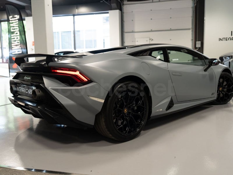 Lamborghini Huracán 2024 — photo 8