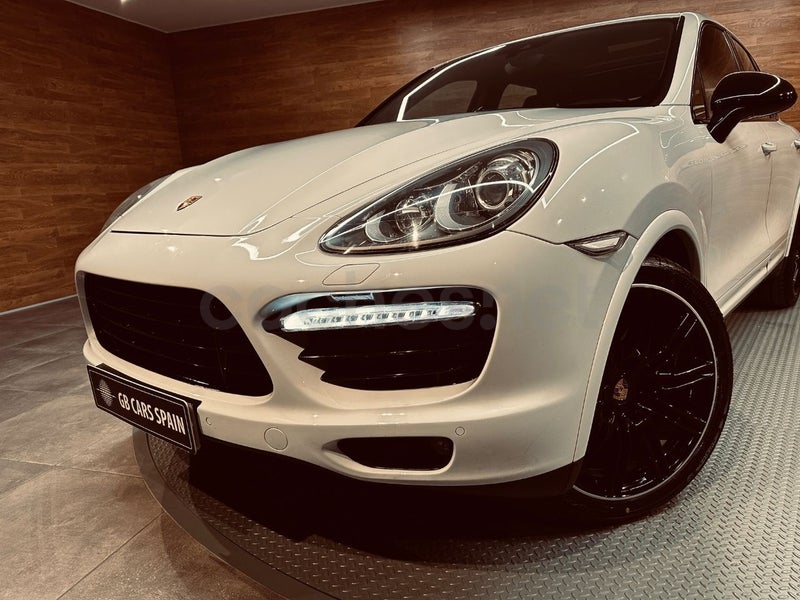 Porsche Cayenne 2013 — photo 4