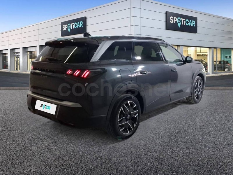 Peugeot 5008 Hybrid 2025 — photo 4