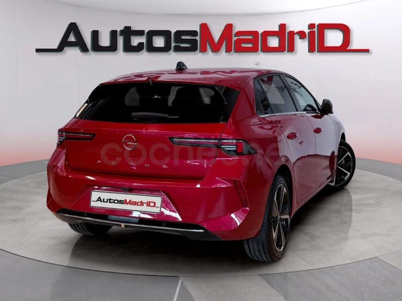 Opel Astra 2023 — photo 3