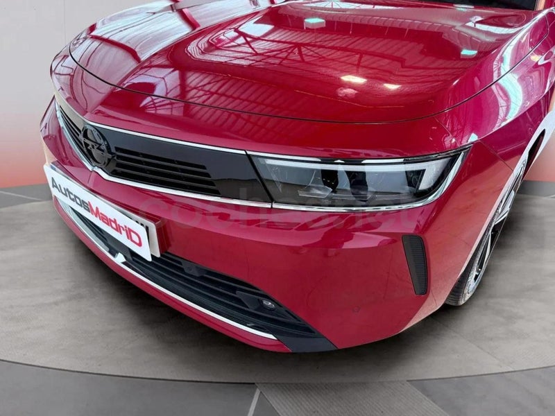 Opel Astra 2023 — photo 7