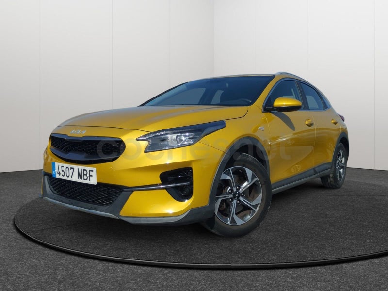 Kia Xceed 2022 — photo 3