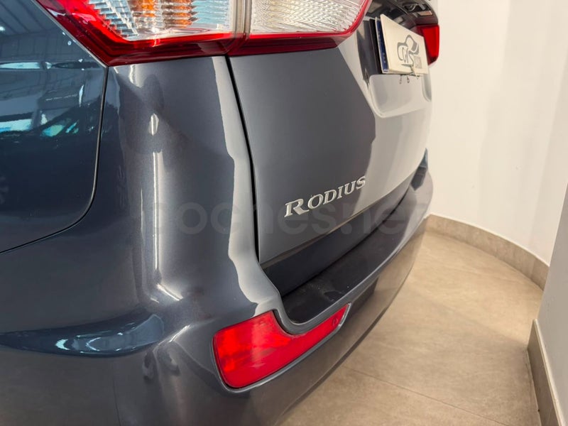 Ssangyong Rodius 2014 — photo 4