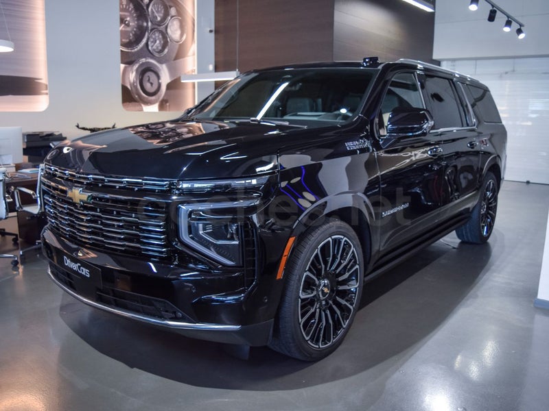 Chevrolet Suburban 6.2 V8 High Country 2026 — photo 2